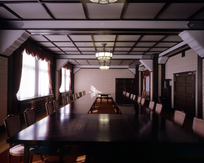 横浜税関本関：クイーンの塔