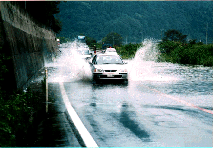 �ŏ��̔×��ɂ�鍑���S�V���̊�����