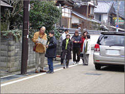 �L���s�̎������H